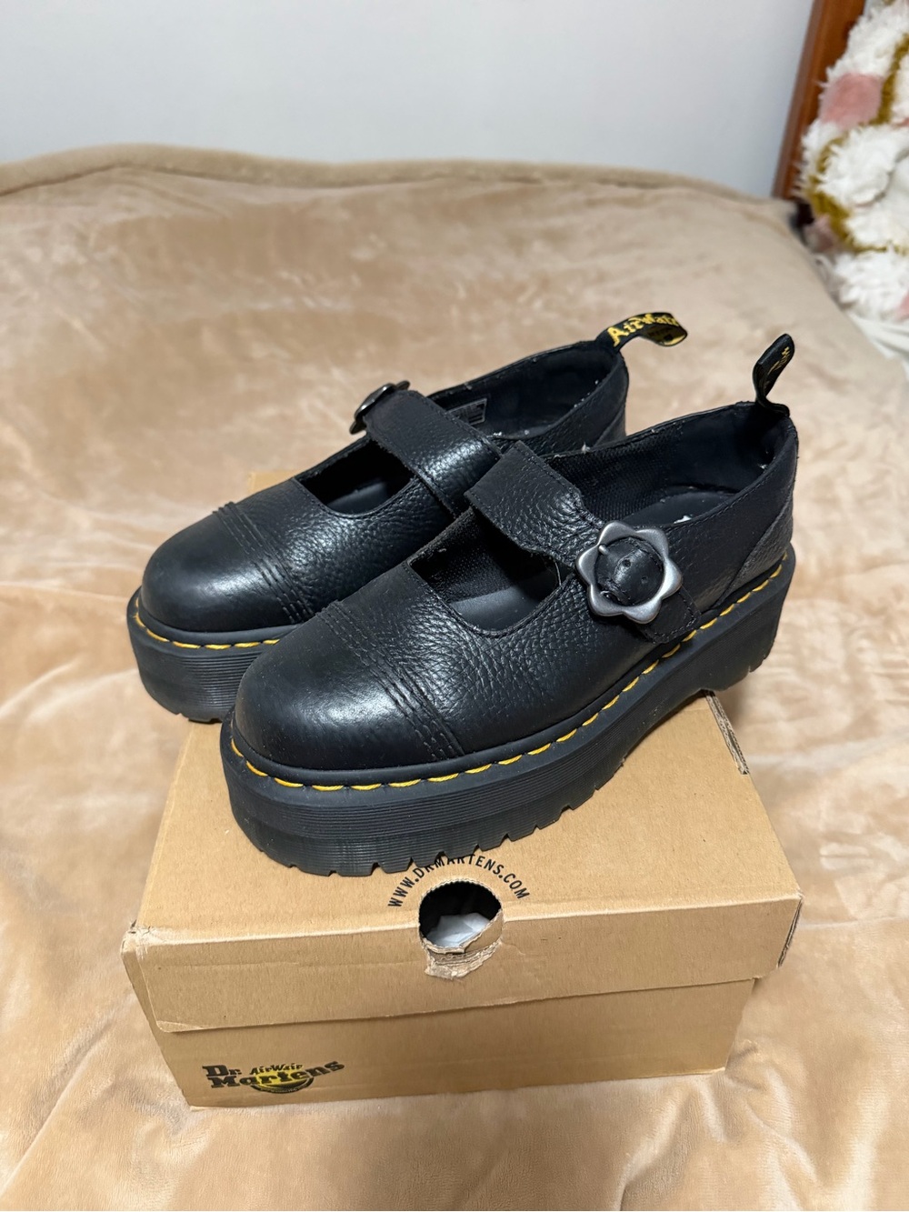 Dr. Martens Black Leather Addina Flower Mary Jane Platform Women’s 38/7